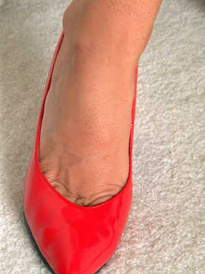 Stephanie feet